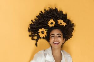 Moms, Ini 6 Zodiak yang Suka Tebar Pesona!