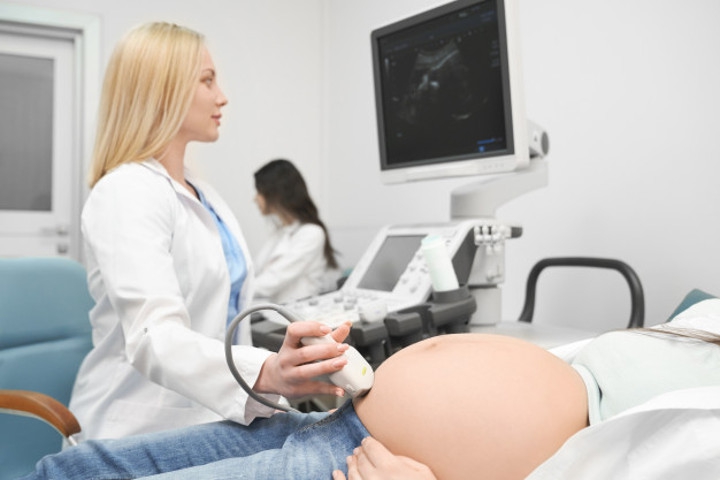 Moms, Ini Risiko Jika Ukuran Janin Terlalu Besar