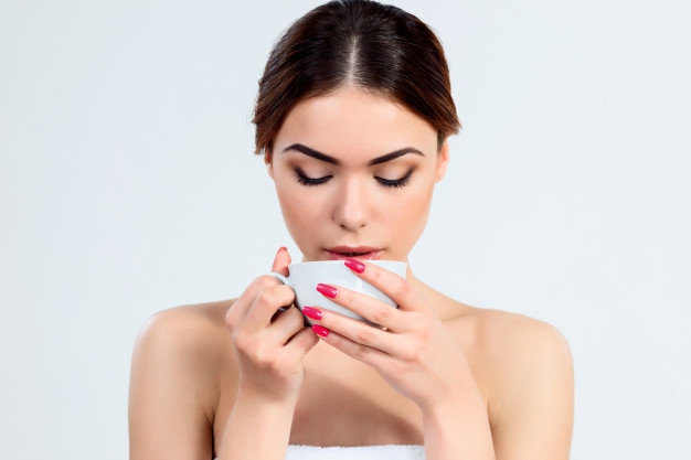 6 Minuman yang Bisa Bikin Kulit Bersih, Mulus, dan Cantik