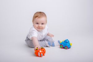 6 Hal yang Tidak Diperlukan Bayi di Tahun Pertamanya