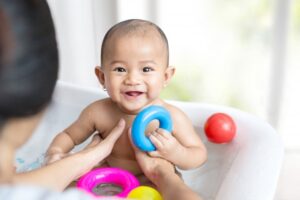 Rekomendasi Bath Toys yang Aman & Seru untuk Balita