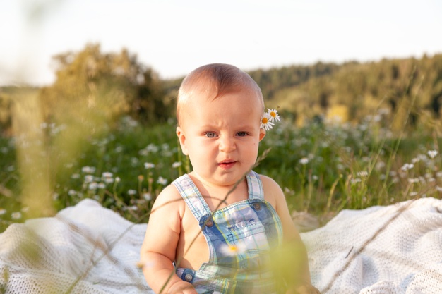 Bayi Juga Bisa Galau! Ini Perkembangan Emosi Bayi 0-12 Bulan