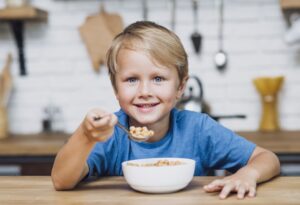 5 Rekomendasi Sereal Enak Bergizi untuk Sarapan Anak