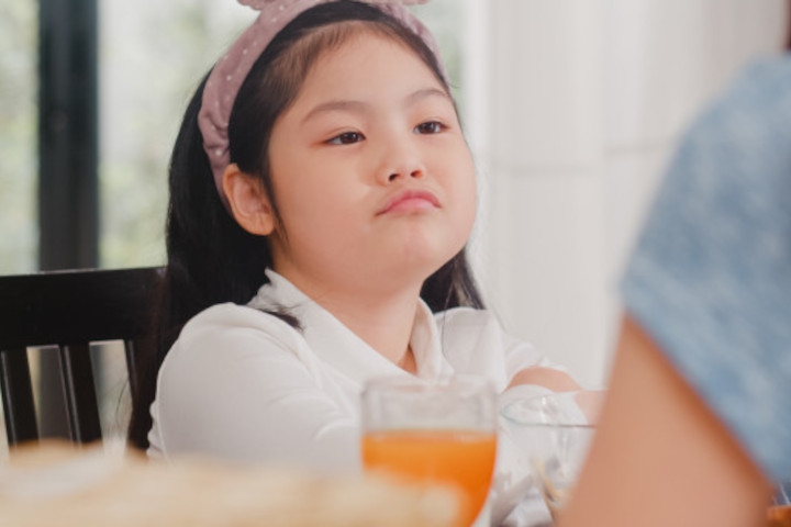 7 Cara Ajarkan Anak untuk Tidak Setuju dengan Baik dan Sopan