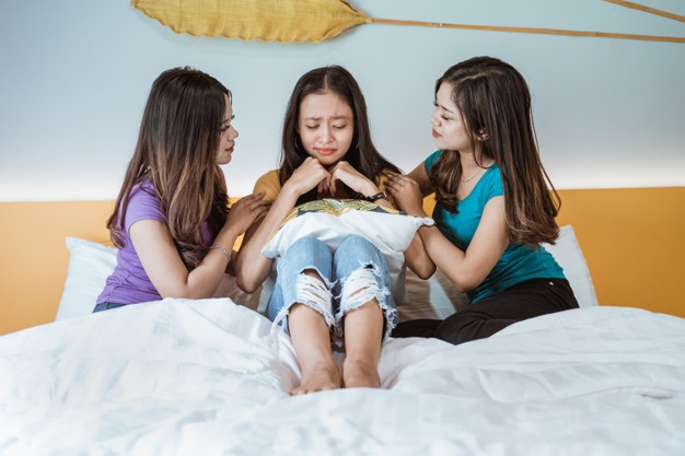 Jangan Katakan Ini pada Ibu yang Sedang Berduka Karena Keguguran