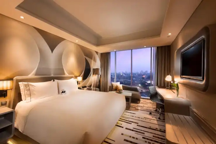 Staycation, Liburan Tenang dan Nyaman Bareng Keluarga