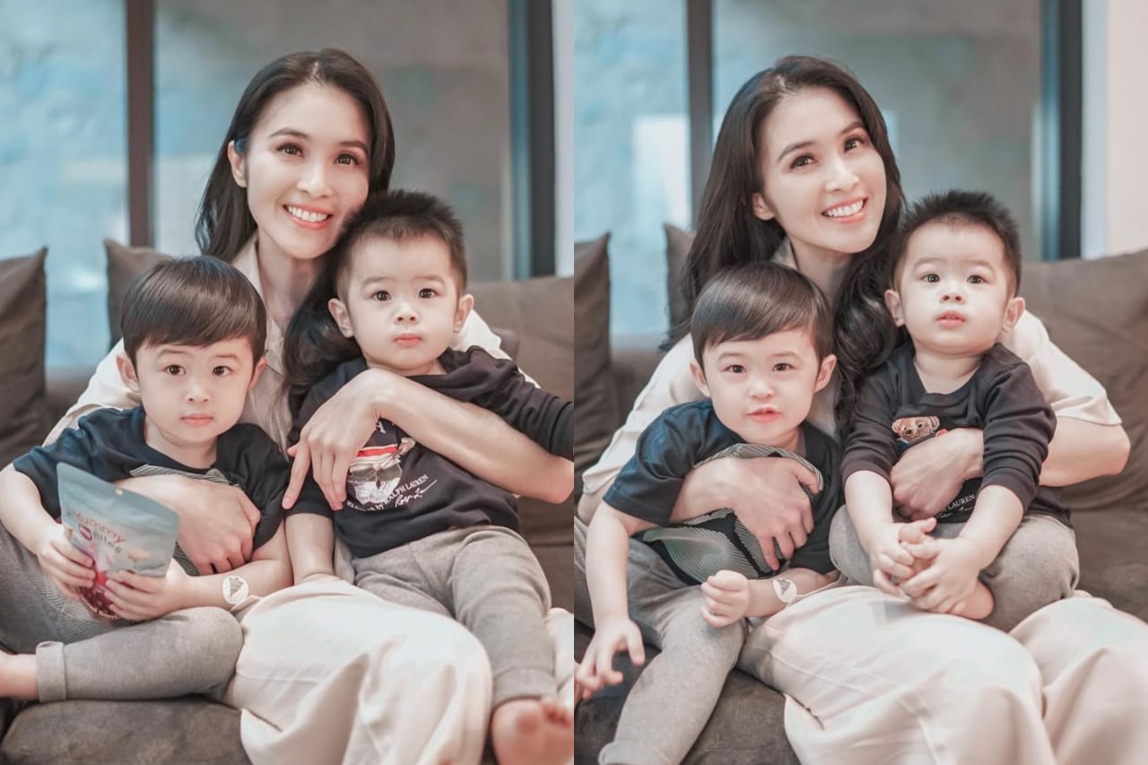Potret Kedekatan dan Aktivitas Sandra Dewi bersama Kedua Anaknya