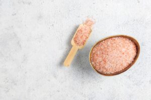 7 Kelebihan Garam Himalaya Dibandingkan Garam Meja Biasa