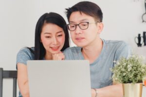 Ikut Kelas Edukasi Parenting, Bermanfaat atau Tidak?