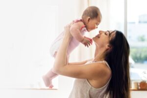 Ingin Pertumbuhan Otak Bayi Optimal? Lakukan 10 Aktivitas Ini!