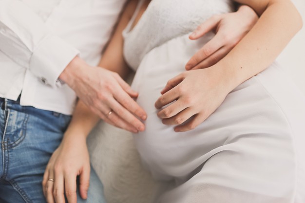 7 Penyebab Seks Terasa Nyeri saat Anda Tengah Hamil