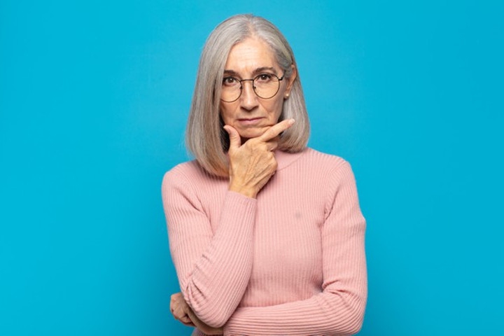 Mengenal Krisis Paruh Baya dan Cara untuk Menghadapinya