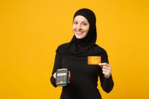 Pilih Bank Konvensional atau Bank Syariah? Ini Perbedaannya!