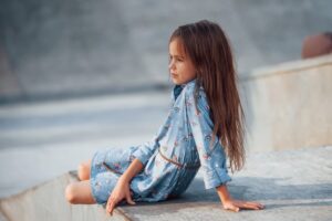 Rambut Jagung Tanda Anak Kurang Gizi? Waspadai Kwashiorkor!