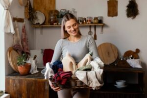 Rekomendasi Pewangi dan Pelembut Pakaian yang Tahan Lama