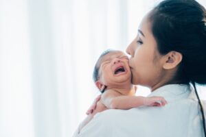 Metode 5S untuk Meredakan Tangisan Bayi Baru Lahir