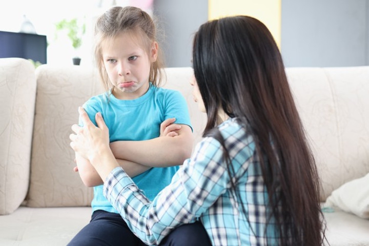 Moms, Yuk Kenali Perkembangan Emosi Balita Anda!