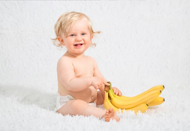 Bayi Juga Bisa Alergi Makan Pisang, Ini Tandanya, Moms!