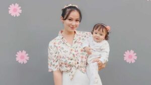 Potret Kedekatan Asmirandah dengan Putri Kecilnya, Chloe