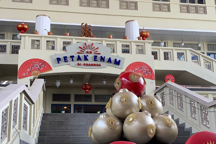 Wajib Tahu! Ini Rekomendasi 7 Jajanan Seru di Petak Enam