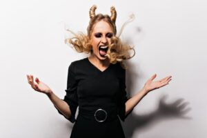 Mistis atau Medis? Ini Penjelasan Ilmiah di Balik Kesurupan