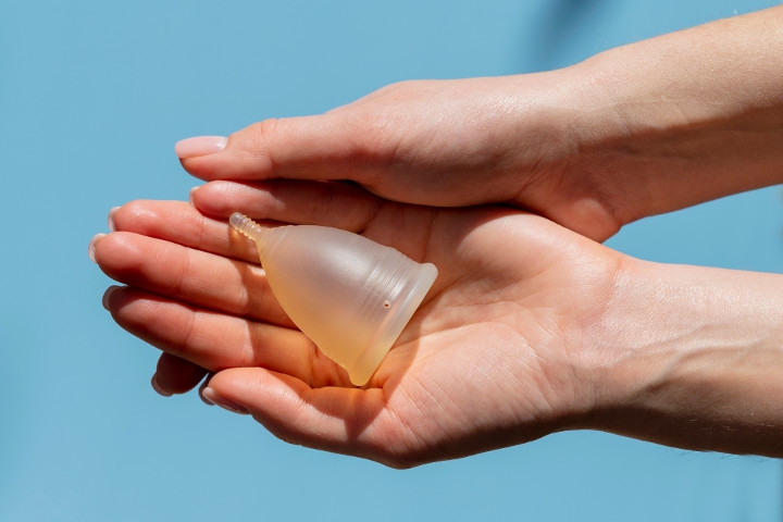 6 Rekomendasi Menstrual Cup Berbahan Aman dan Nyaman