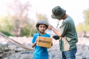 Moms, Ini Pentingnya Mengajarkan Empati kepada Si Kecil