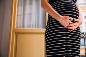 Jokowi Terbitkan Aturan Negara Tanggung Biaya Persalinan Ibu Hamil