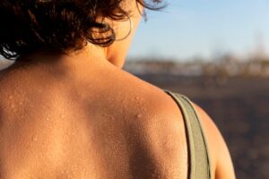 Sering Berkeringat Berlebih, Waspada Gejala Penyakit Berbahaya Ini!