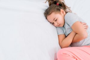 Ratusan Anak Kena Gangguan Ginjal Akut Misterius, Kenali Gejalanya!