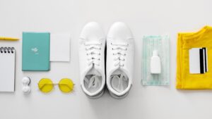 4 Cara Ampuh Membersihkan Sepatu Putih