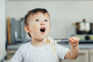 Dukung Eksplorasi Si Kecil dengan Variasi Karbohidrat sebagai Sumber Tenaga