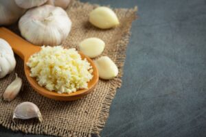 7 Tips Mengolah Bawang Putih agar Masakan Lebih Enak