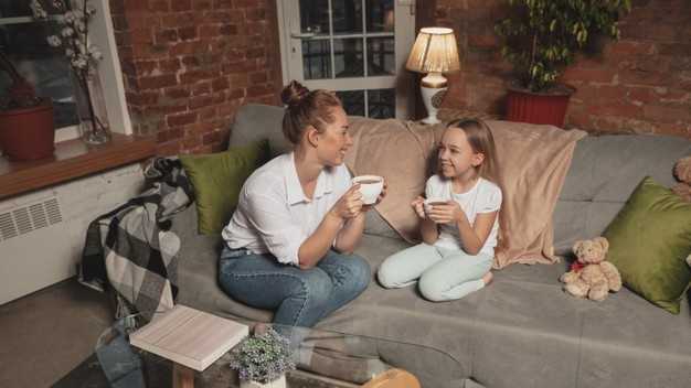 12 kata Powerful untuk Memudahkan Orang Tua Bicara pada Anak