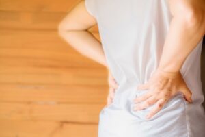Ini 10 Penyebab Osteoporosis, Gejalanya, dan Cara Mengobatinya