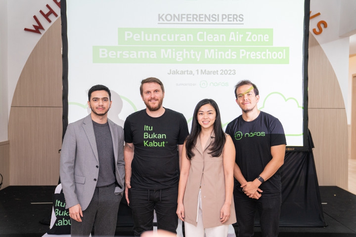 Para Pembicara Konferensi Pers Clean Air Zone