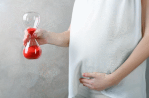 Keluar Darah saat Hamil Tua, Apakah Tanda Mau Melahirkan?