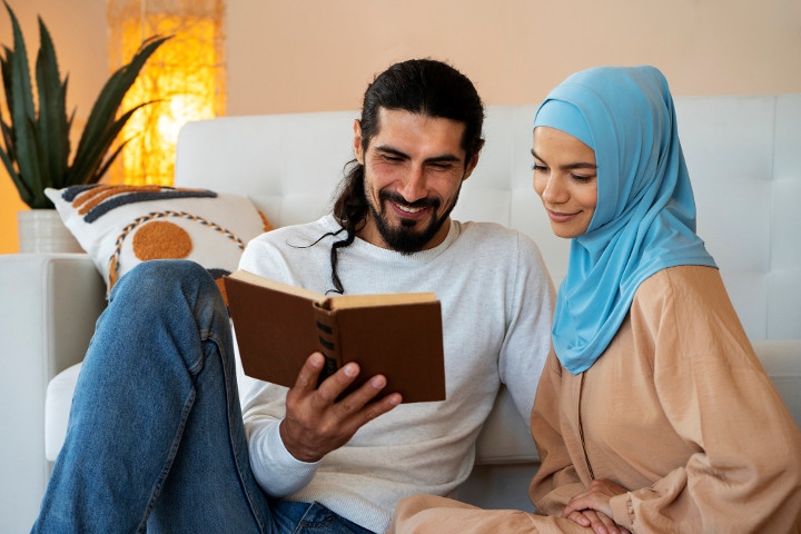 Rekomendasi Buku Parenting Islami untuk Panduan Pola Asuh Anak