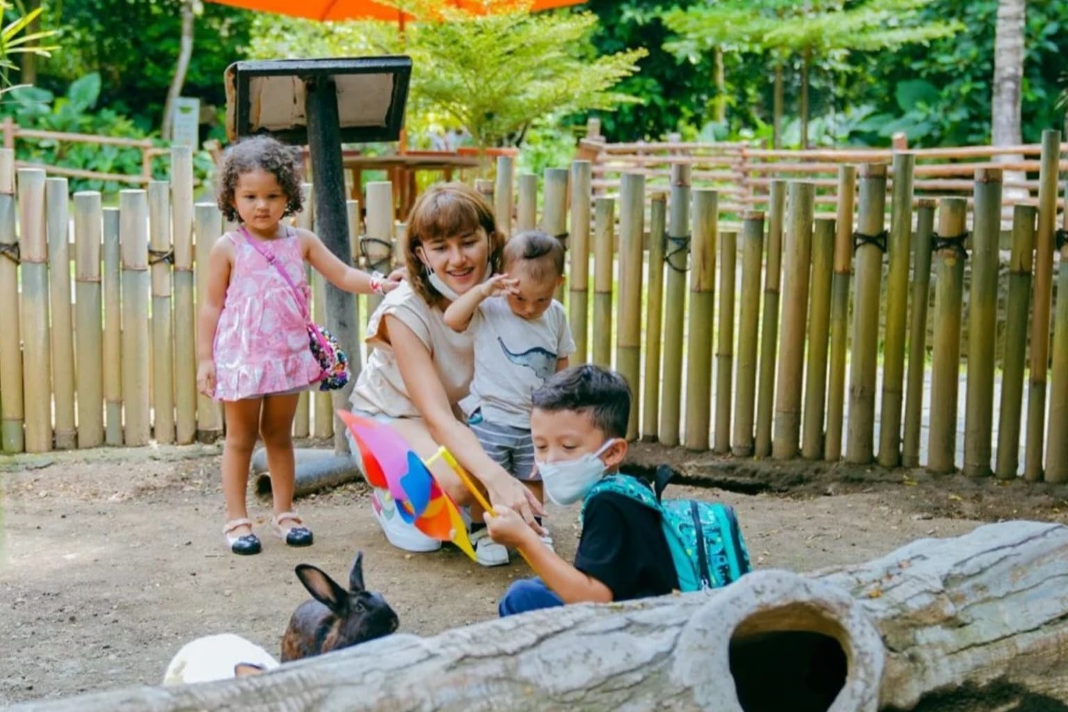 Dahlia Poland quality time dengan anak-anaknya