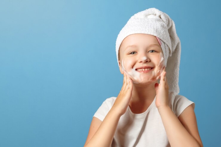 Mulai Umur Berapa Anak Bisa Dikenalkan dengan Skincare?
