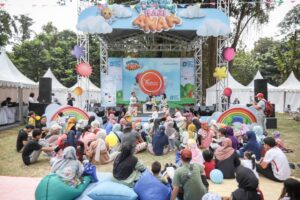 kumparanMOM Festival Hari Anak 2023 Ajak Anak-anak Bermain dan Belajar